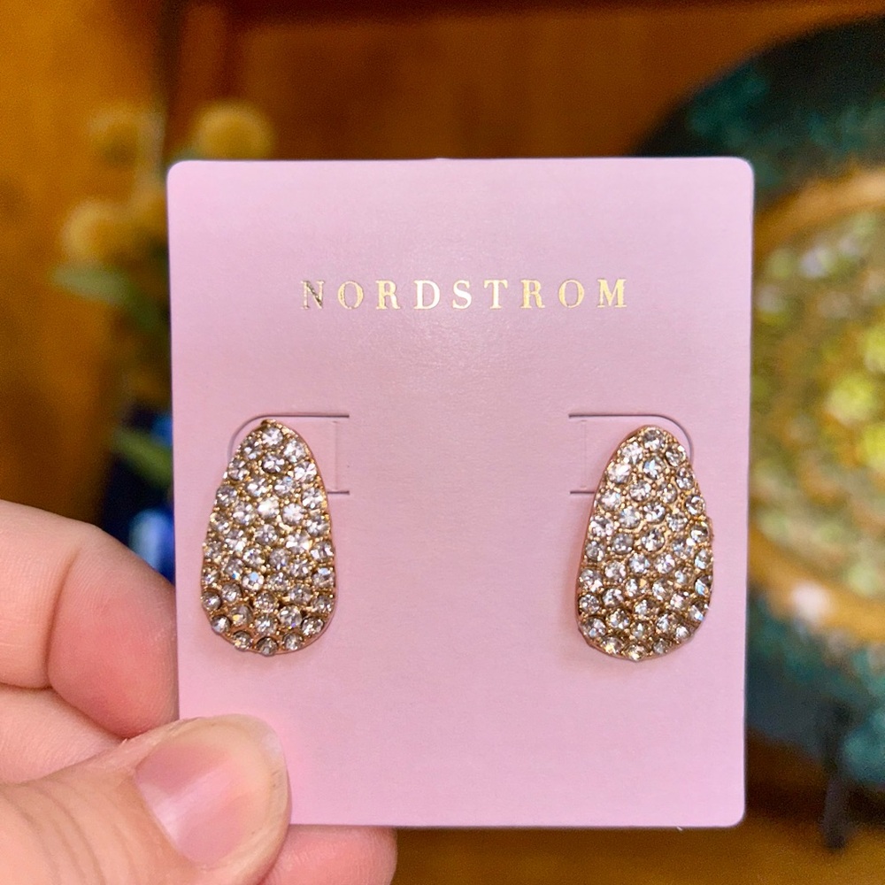 Nordstrom gold tone rhinestone teardrop stud